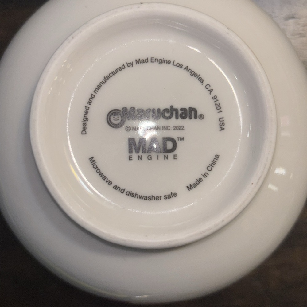 Maruchan Instant Lunch Noodle Bowl with Chapsticks! 🍜 - Picture 6 of 6